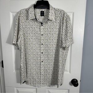 Michael Strahan size XL slim fit button down shirt, white with floral design